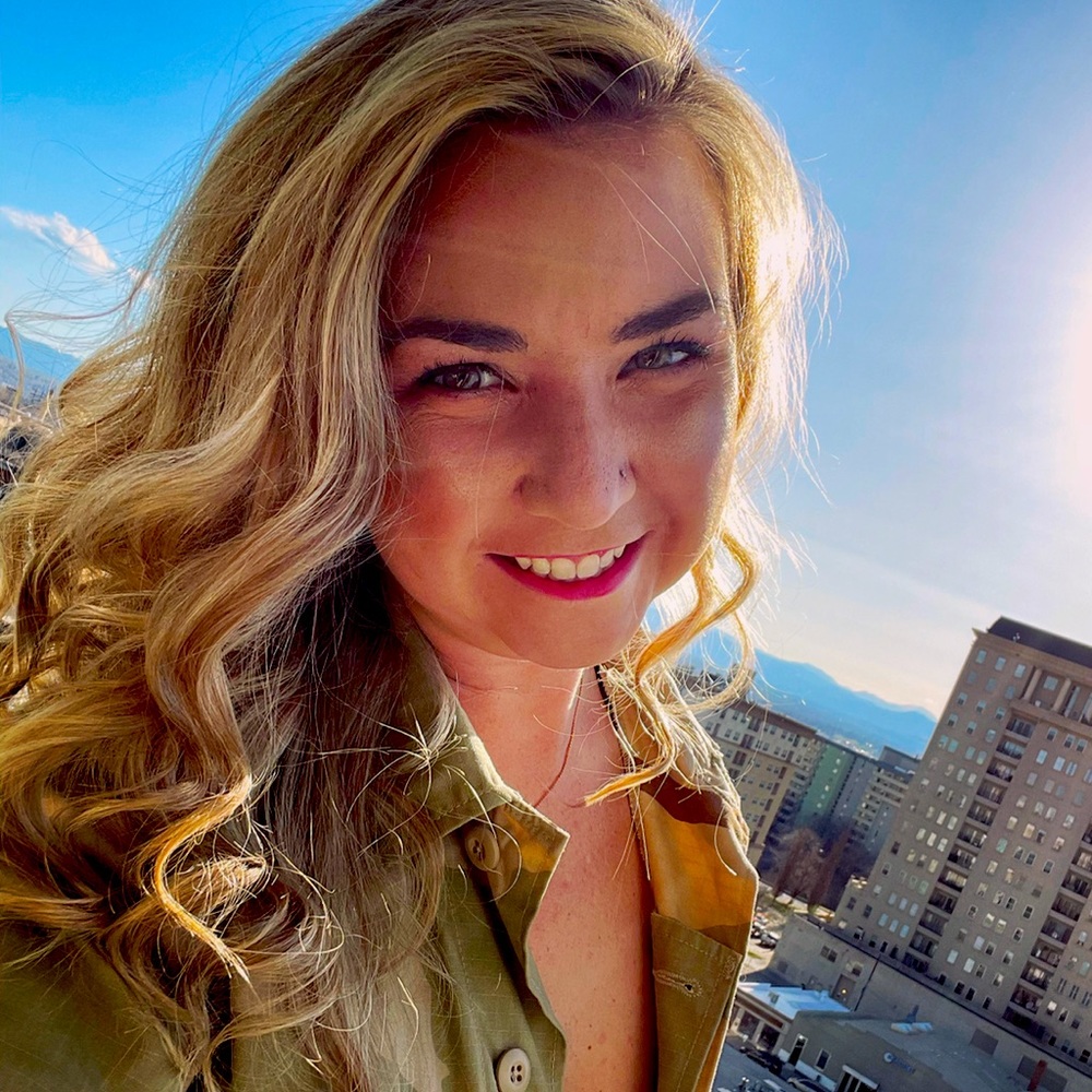 Meet your Posher, Lauren